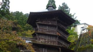 すれ違えない不思議なお堂