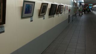 中山駅は地下でもお買い物