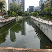 カラン川の支流の Rochor Canal ロチョー川を渡りました