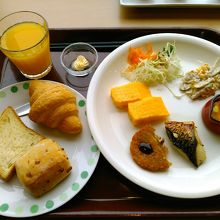 朝食（バイキング）