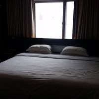 シングル2台をつけたベット