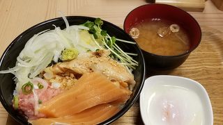 銀座で値段が手応えな丼屋さん