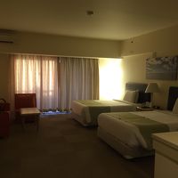 部屋は広いです