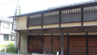 重要文化財ですが、中には入れないそうです