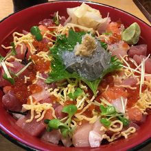まるで宝石箱な海鮮丼 By Tonman 魚河岸 丸天 魚河岸店のクチコミ フォートラベル
