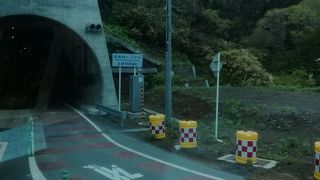 桃岩と猫岩の両方を望める展望台