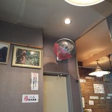 店内でのパソコンの使用はご遠慮ください。の案内