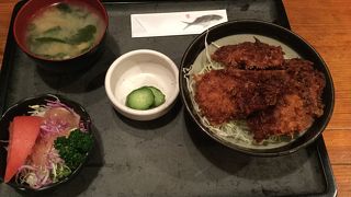 島に行って地元料理でなく洋食を食べたが美味しかった