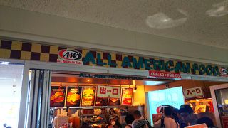 沖縄限定のハンバーガー屋さん