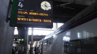 主要都市間移動で便利快適なAVE