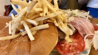 横須賀６大ご当地グルメが揃うお店