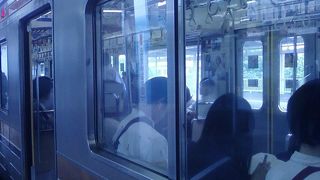 駅によっては少し寂しいかも。