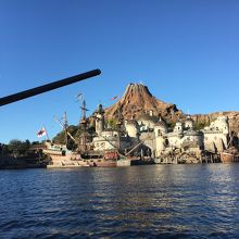 景色はもちろんガイドと歌も楽しめます！