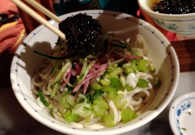 炸醤面の量が多い！！（王府井店に行きました）