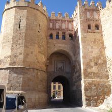 サンティアゴ門です