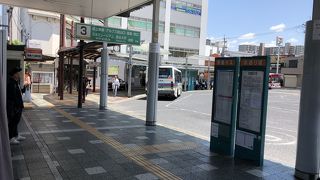 小一時間のバス旅です。