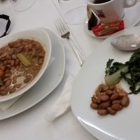 豆のスープと野菜煮