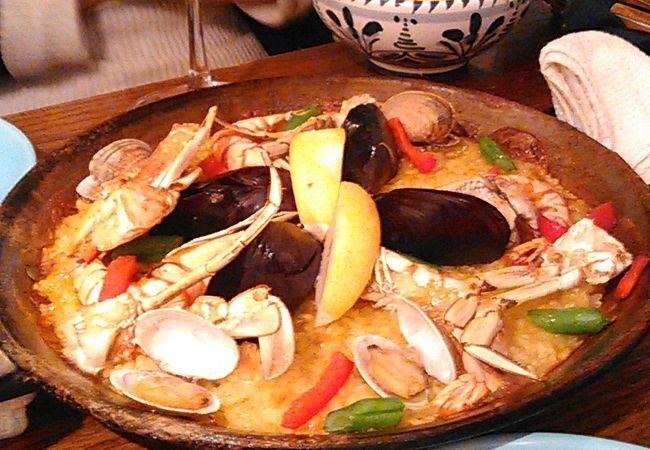 見た目も楽しいスペイン料理