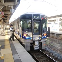 敦賀駅始発の福井行各駅停車