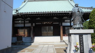 四谷怪談お岩さんの墓所がある法華宗寺院