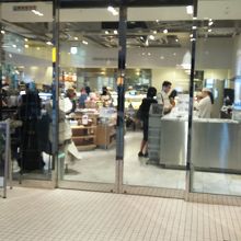 お店の入口