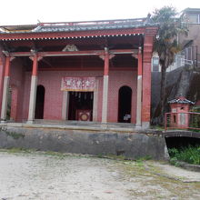 外観からも時間が過ぎてきているのがわかります。