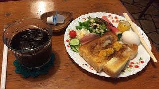 ママの手作りジャムトーストのモーニング