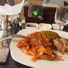 充実の機内食。