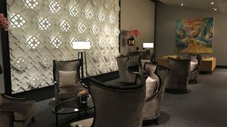 新装ゴールデンラウンジサテライト