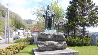 羅臼漁港後方のちょっと高台にありました。