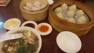 有名店だけど小籠湯包はそこそこ？