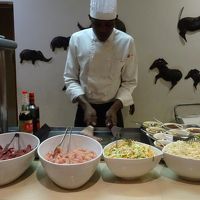 料理各種あり。焼きそば?を作ってもらえる