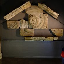 一部復元されたミネルバ神殿