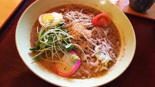 そば定食が有名ですが・・・