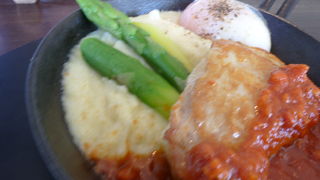 諏訪湖のほとりのきれいなレストラン