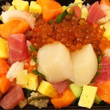 ５時以降は食品が安くなります。