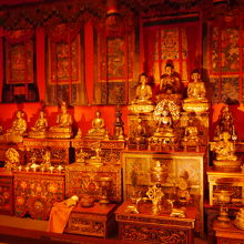 音楽の中でチベットの雰囲気が味わえます