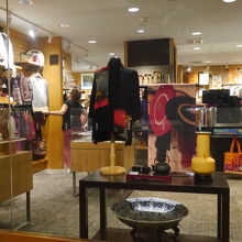 ショップには和風の物もありました