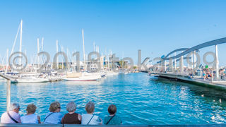 個人的におススメしたいのは、ポルト ベイあたりののんびり散策です。