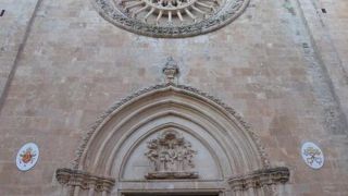 オストゥーニ大聖堂はやっぱり美しい