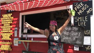 陽気なお姉さん