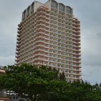 ビーチから見た外観