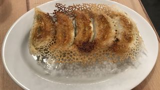 餃子以外にもいろいろある中華料理店