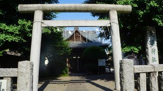 境内はひっそり