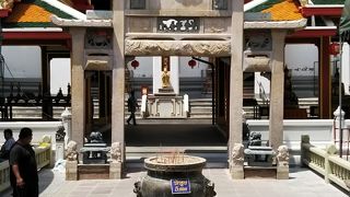 ゆっくりと参拝