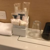 LGBT対応でしょうか髭剃りも2個用意してありました