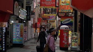 阪急東通商店街 