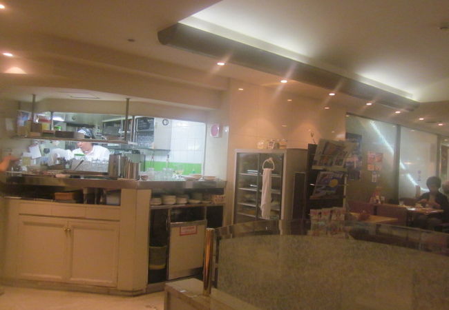 ケーキのイメージが強いですが…。