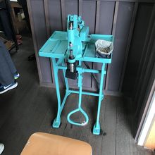 リベット打ちの器具