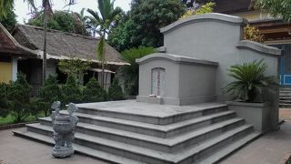 日越友好の碑もあります